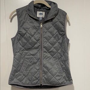 Old Navy Gray Quilted Vest